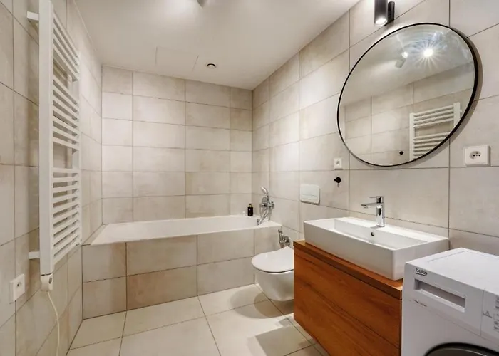 Carme With Parking Apartamento Praga